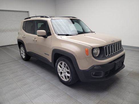 Used 2015 Jeep Renegade Latitude image 13