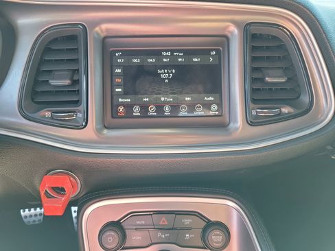 Used 2022 Dodge Challenger R/T image 8