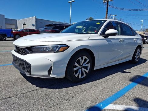 Used 2025 Honda Civic LX image 3