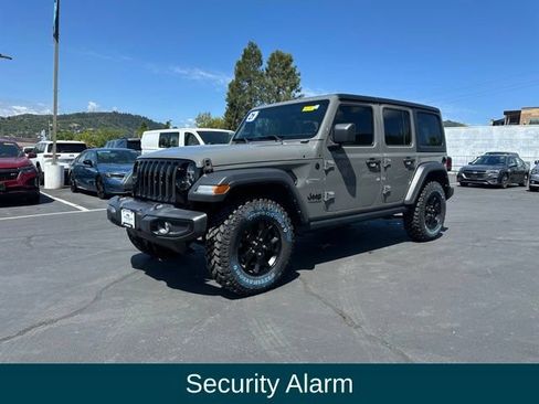 Used 2021 Jeep Wrangler Unlimited Sport AWD/4WD image 7