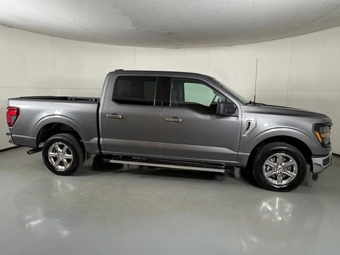 Used 2025 Ford F150 XLT w/ Equipment Group 301A Standard RWD image 9