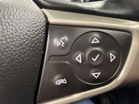 Used 2023 GMC Acadia Denali image 24