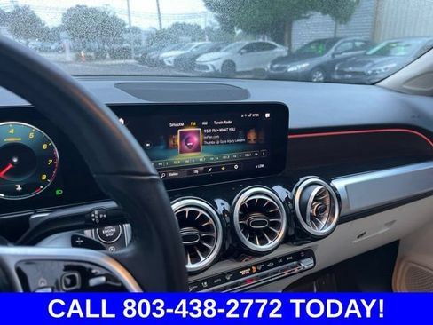 Used 2023 Mercedes-Benz GLB 250 image 23