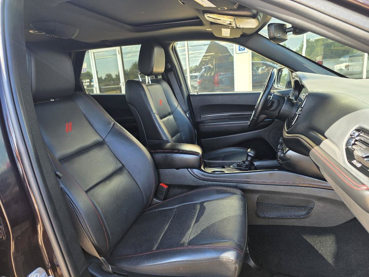 Used 2025 Dodge Durango GT AWD/4WD image 21