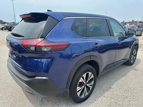 Used 2022 Nissan Rogue SV AWD/4WD image 3
