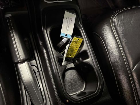 Used 2019 Jeep Wrangler Unlimited Sahara w/ Quick Order Package 24M Moab image 27