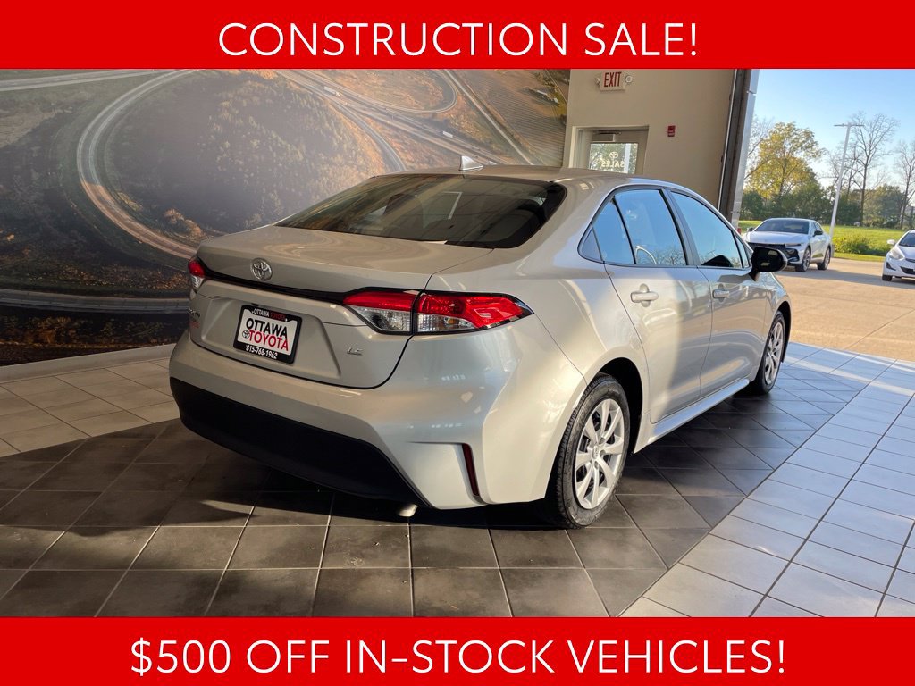 Used 2025 Toyota Corolla LE FWD image 5