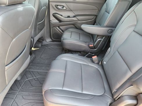 Used 2023 Chevrolet Traverse RS w/ LPO, Floor Liner Package image 34