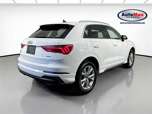 Used 2024 Audi Q3 2.0T Premium image 2