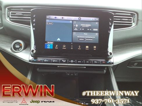 Used 2024 Jeep Wagoneer L Series II w/ Flexible Seating Group AWD/4WD image 20