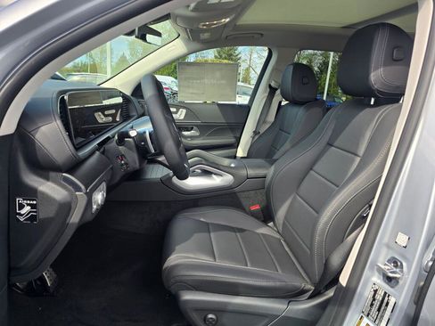 New 2026 Mercedes-Benz GLS 450 4MATIC image 13