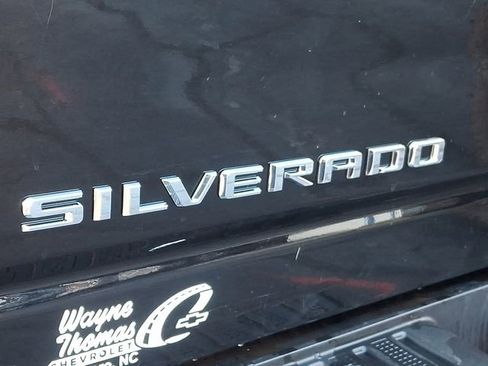 Used 2024 Chevrolet Silverado 2500 LT image 30