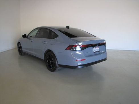 Certified 2025 Honda Accord SE image 23