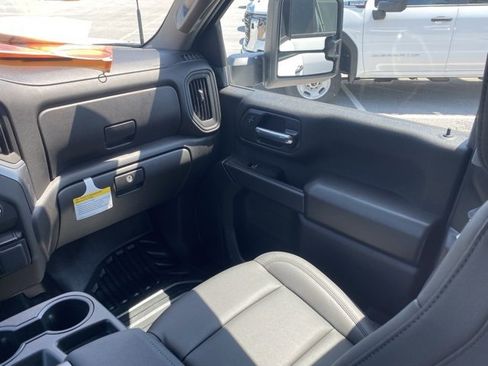 New 2025 GMC Sierra 3500 Pro w/ Convenience Package image 33