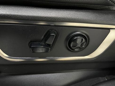 Used 2019 RAM 1500 Limited image 18