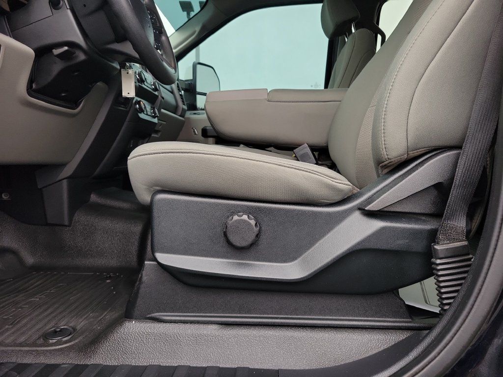Certified 2021 Ford F250 XL w/ STX Appearance Package AWD/4WD image 19