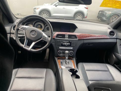 Used 2012 Mercedes-Benz C 250 Sedan image 12