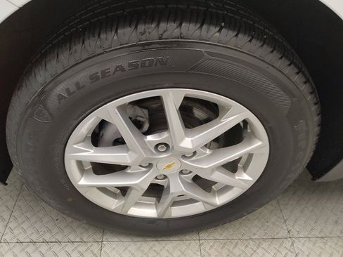 Used 2022 Chevrolet Equinox LT FWD image 31