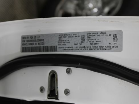 Used 2020 RAM 2500 Tradesman w/ Chrome Appearance Group image 36