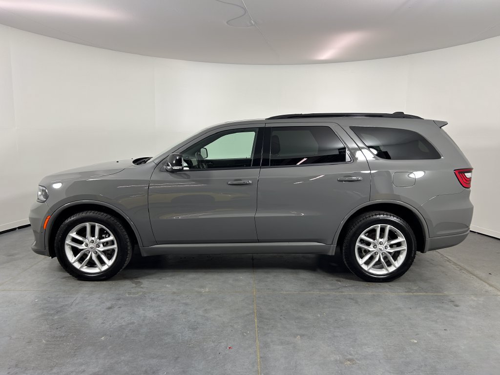 Used 2025 Dodge Durango GT AWD/4WD image 2