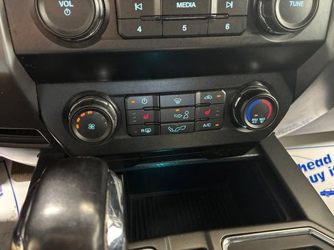 Used 2020 Ford F150 XLT w/ Equipment Group 302A Luxury AWD/4WD image 20