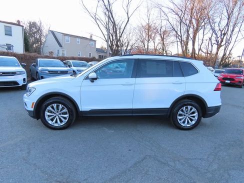 Used 2019 Volkswagen Tiguan SE image 3