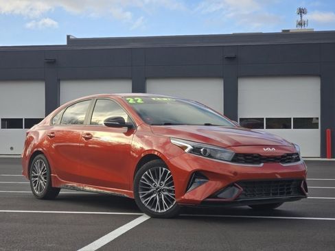 Used 2022 Kia Forte GT-Line image 2