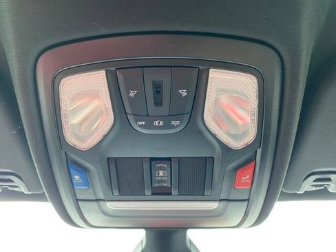 Used 2023 RAM 1500 Big Horn AWD/4WD image 18