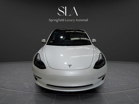 Used 2022 Tesla Model 3 Long Range AWD/4WD image 2