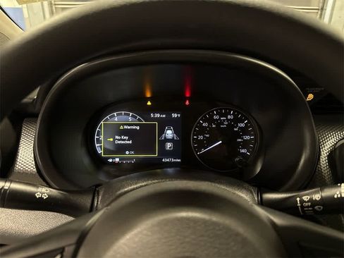 Used 2023 Nissan Kicks SV image 30