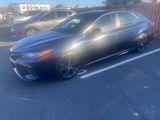 Used 2020 Toyota Camry SE image 4