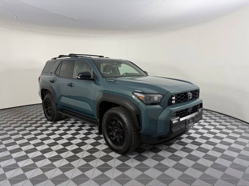 Used 2025 Toyota 4Runner 4WD image 1