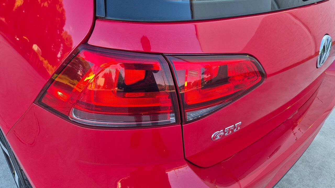 Used 2015 Volkswagen GTI Autobahn w/ Lighting Package (SEL) FWD image 17