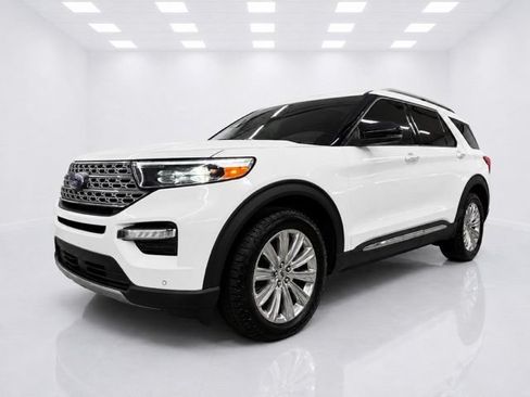 Used 2020 Ford Explorer Limited AWD/4WD image 4
