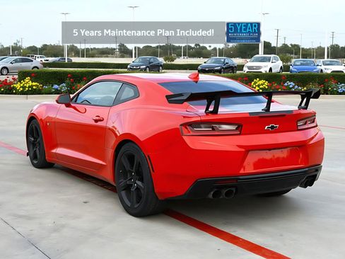Used 2017 Chevrolet Camaro SS RWD image 2