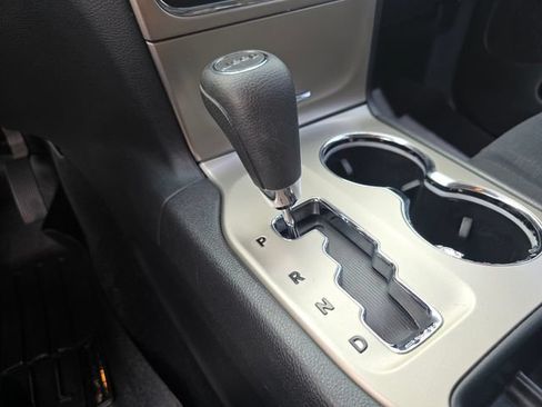 Used 2013 Jeep Grand Cherokee Laredo AWD/4WD image 15