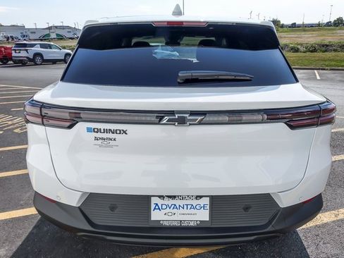 New 2026 Chevrolet Equinox EV LT w/ Comfort Package image 7