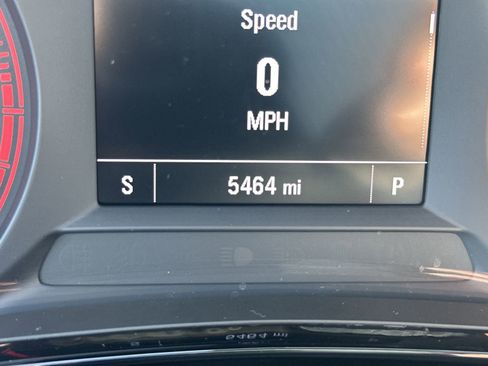 Used 2024 Chevrolet Trax RS w/ Driver Confidence Package image 24