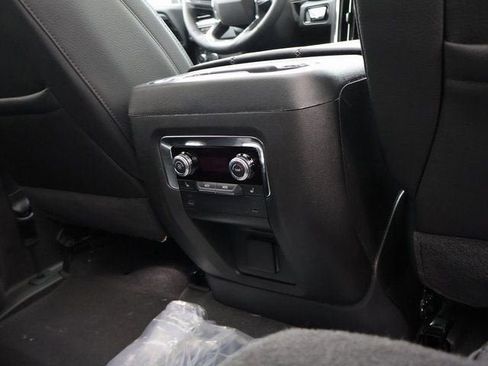Used 2026 GMC Yukon Denali w/ Sun & Power Step Package AWD/4WD image 14