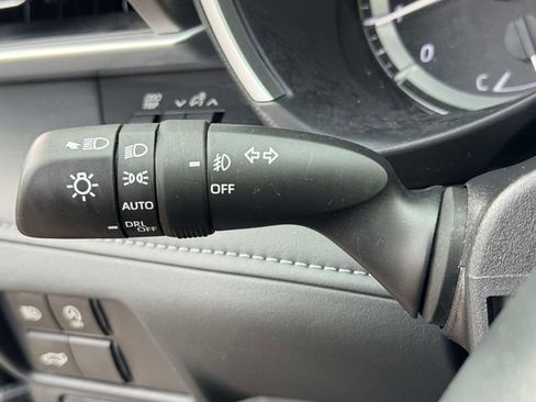 Certified 2025 Toyota Highlander XLE AWD/4WD image 27