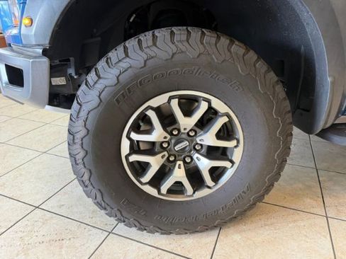 Used 2020 Ford F150 Raptor w/ Equipment Group 802A Luxury AWD/4WD image 18