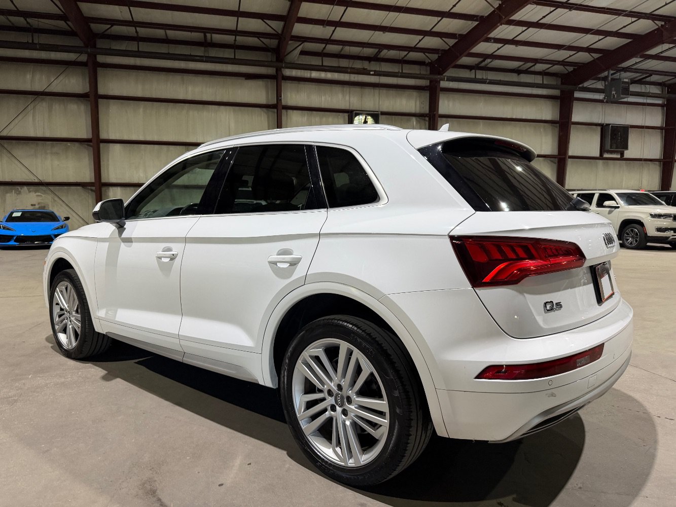 Used 2018 Audi Q5 2.0T Premium Plus w/ Premium Plus Package AWD/4WD image 7