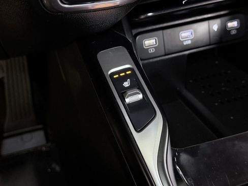 Used 2023 Kia Sorento EX image 32