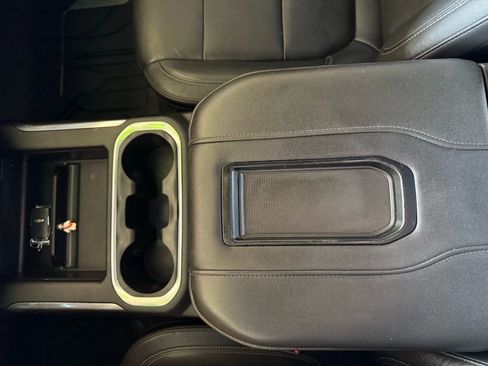 Used 2019 Chevrolet Silverado 1500 LT Trail Boss image 17