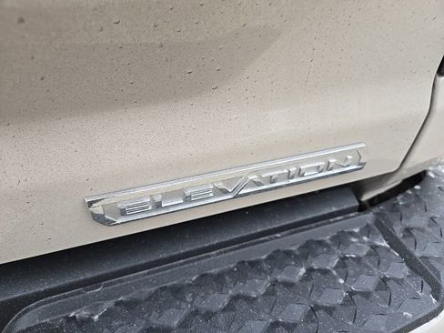 New 2026 GMC Canyon Elevation image 11