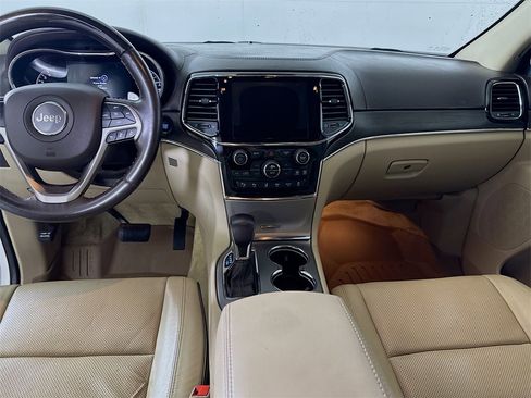 Used 2019 Jeep Grand Cherokee Overland image 18