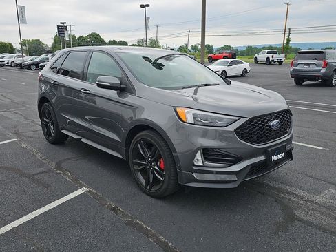 Used 2021 Ford Edge ST w/ Equipment Group 401A AWD/4WD image 3