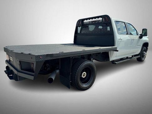 Used 2021 Chevrolet Silverado 3500 LT w/ Snow Plow Prep Package AWD/4WD image 3