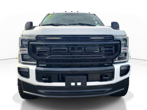 Used 2022 Ford F250 Lariat w/ Black Appearance Package AWD/4WD image 2