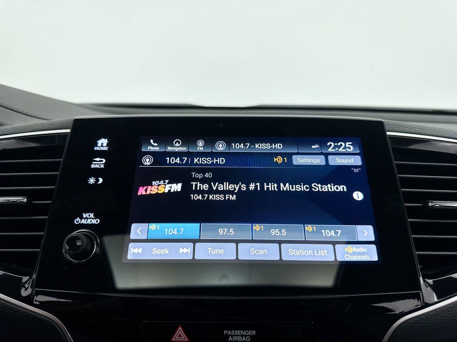 Used 2021 Honda Pilot Elite image 6